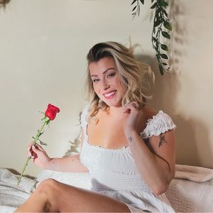 Meet your Posher, Nikki